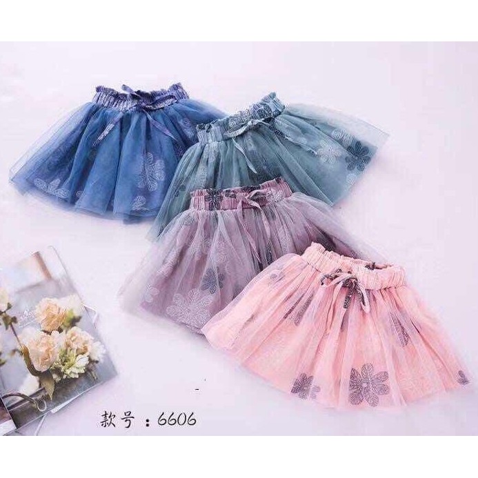 chân váy bé gái size 9-17kg 2 lớp xinh xắn