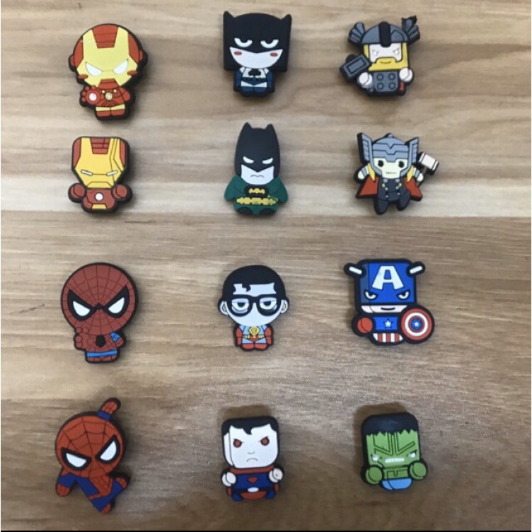 Sticker dép Cross gắn dép sục set siêu nhân, lò xo