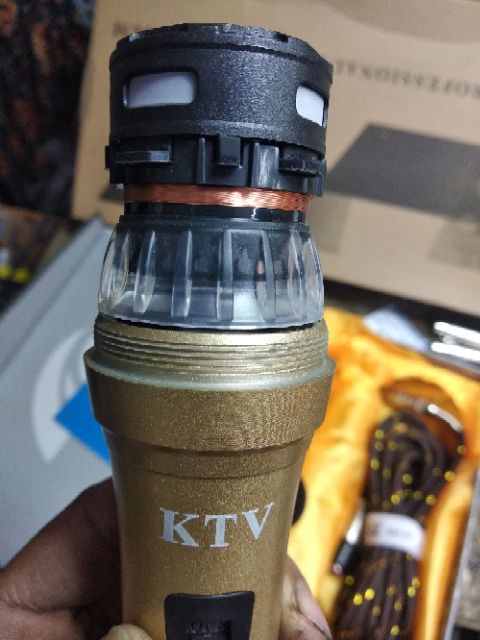 Mic dây ktv