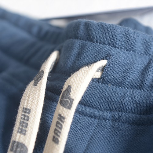 Quần Đùi Nam Vải Da Cá Cao Cấp, Thoáng Mát, Dễ Phối Đồ