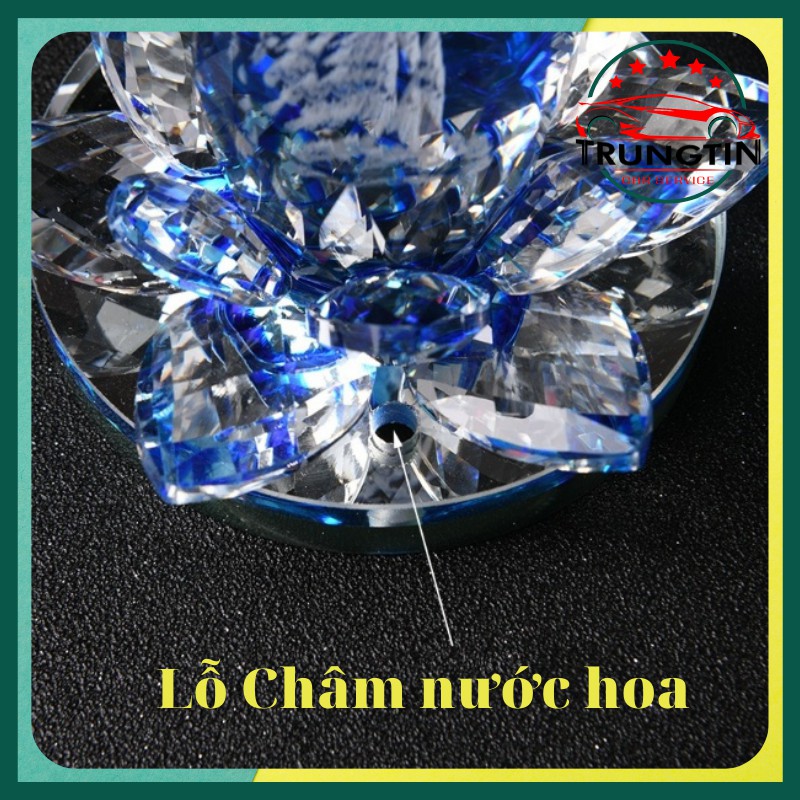 Tượng Phật Bà Quan Âm Tòa Sen Pha Lê Quan âm  phong thủy trang trí xe ô tô xe hơi bàn làm việc.