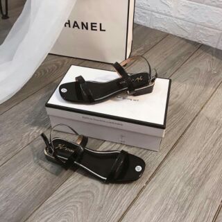 Sandal đế thấp 2 cm quai ngang