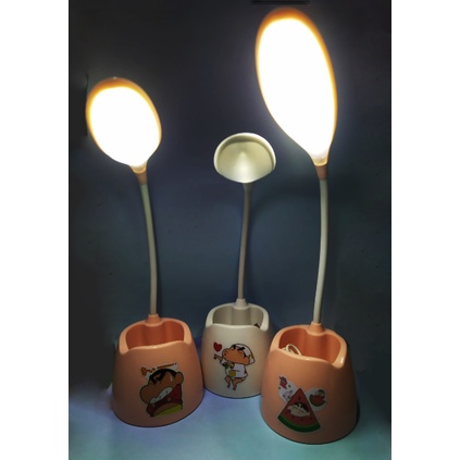 Đèn bàn Led shin DBL4 cute kèm ống cắm bút ( có thể đỡ điện thoại ) hoạt hình dễ thương idol thần tượng