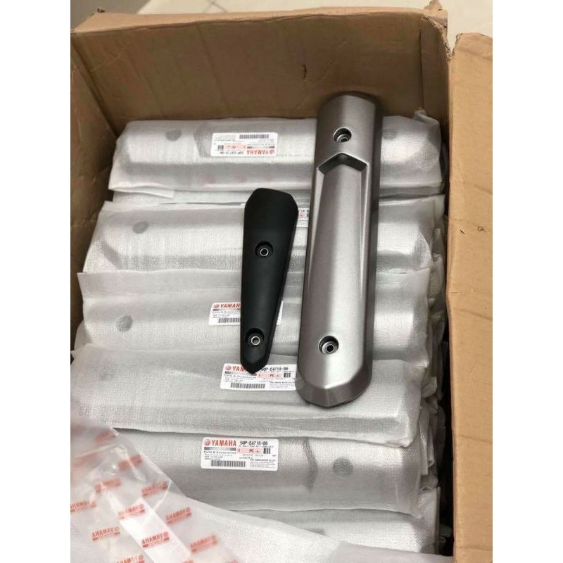 Ốp pô xe Sirius Spark