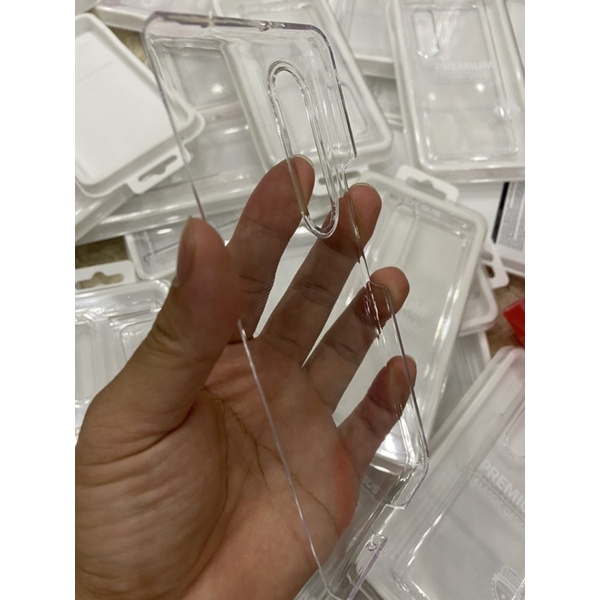 ốp lưng likgus trong Samsung Galaxy Z Fold 3