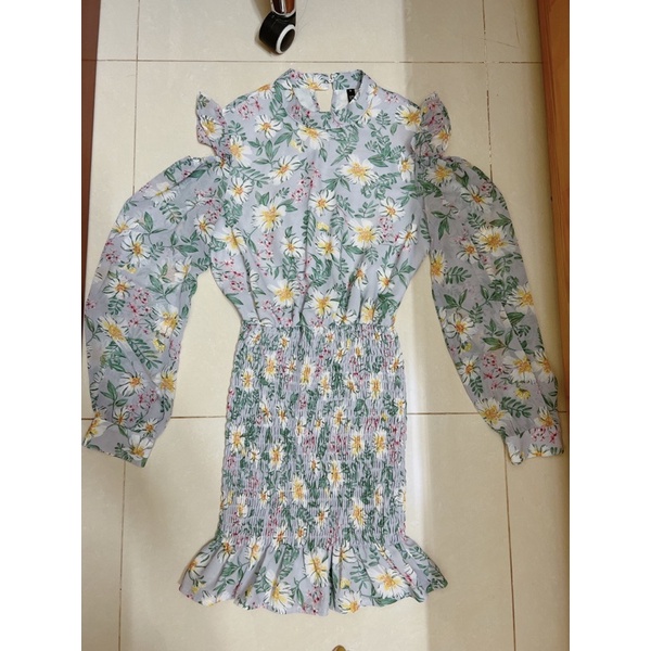 Pass váy hoa tím pastel nhún phần hông size S Taobao