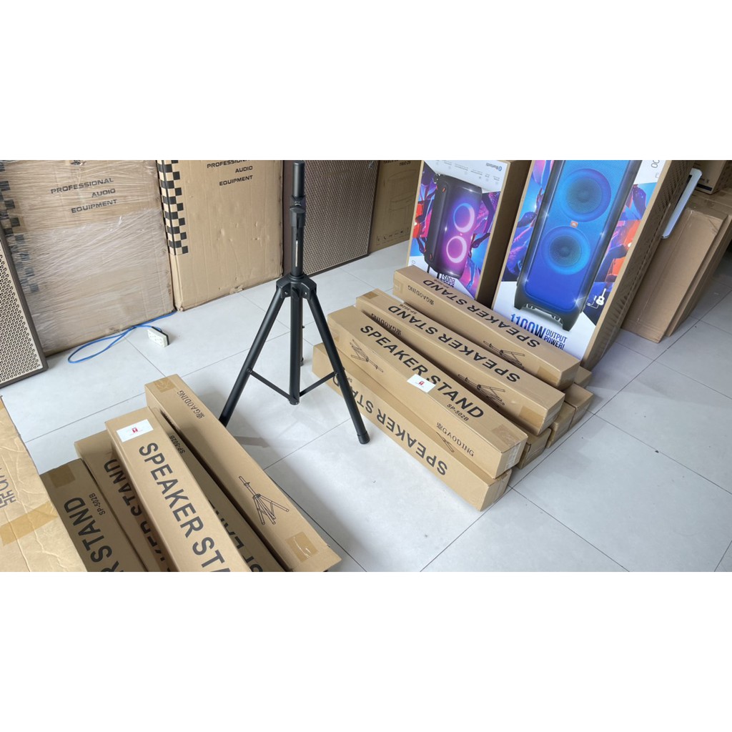 Chân loa sân khấu