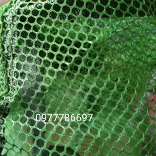 Giỏ đựng cá màu xanh bộ đội