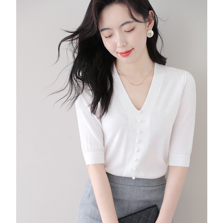 Áo Thun Ngắn Tay Cổ Chữ V Màu Trơn Đính Ngọc Trai Giả Thanh Lịch Thời Trang Dành Cho Nữ