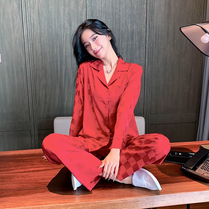 Bộ Đồ Ngủ Vải Lụa Lạnh Cao Cấp Thiết Kế Xinh Xắn Cho Nữ