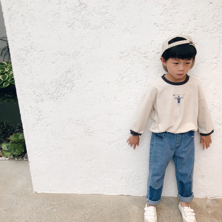 Áo dài tay cho bé nam, kiểu áo trắng rất tôn da, phần ống tay và viền cổ khác màu làm điểm nhấn ☘️size: 80-130cm