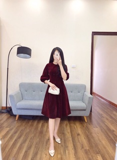 Váy nhung đỏ