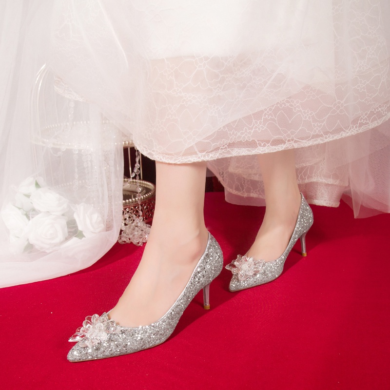 Giày cao gót mũi nhọn đính kim sa lấp lánh thời trang Hàn Quốc cho nữ