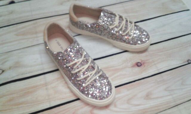 Giày Za ra kid 👟👟 Embellished detail plimsolls bé gái