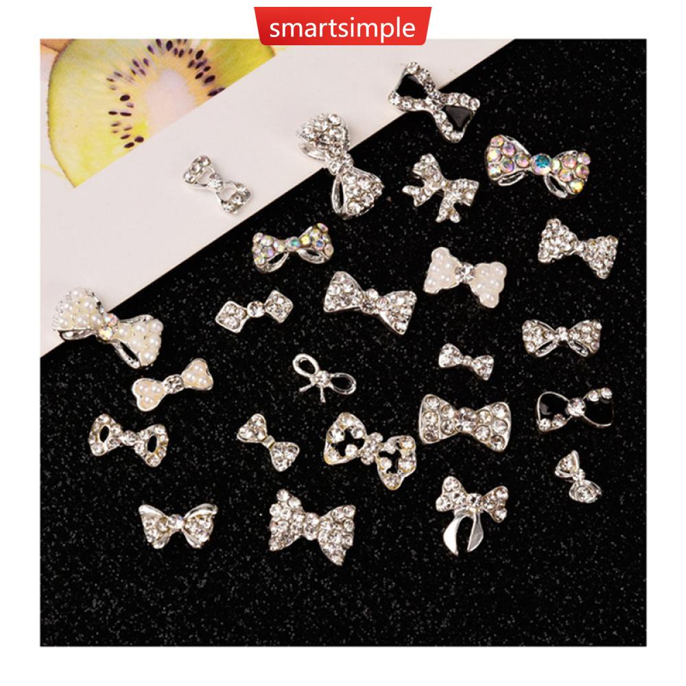 Hộp Phụ Kiện Trang Trí Móng Tay Hình Nơ Đính Đá Ngọc Trai Và Kim Cương Giả D1N1