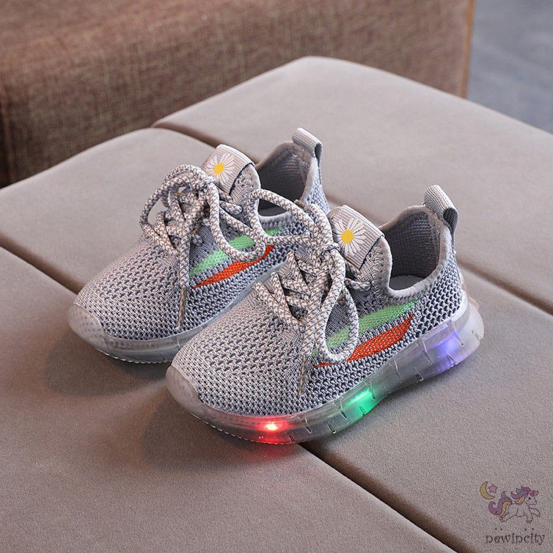 Giày Thể Thao Đế Chống Trượt Có Đèn Led Cho Bé
