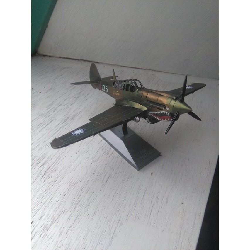 Đồ Chơi Lắp Ráp Mô Hình 3D Bằng Kim Loại Máy Bay Tiêm Kích P-40 Warhawk