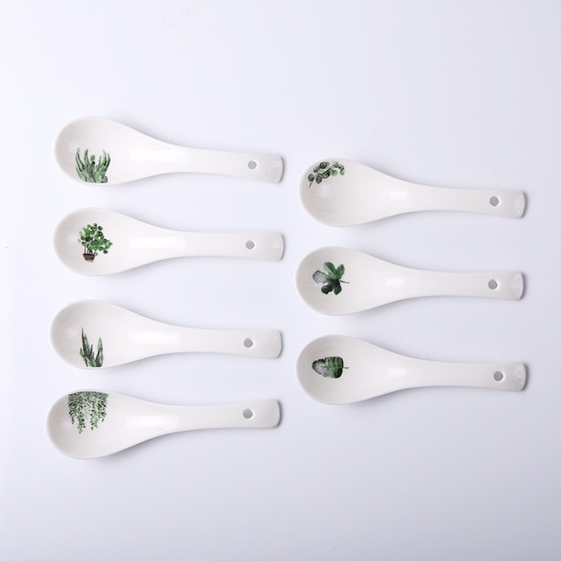 Muỗng ăn cơm, thìa ăn cơm kích thước 14cm chất liệu gốm sứ.