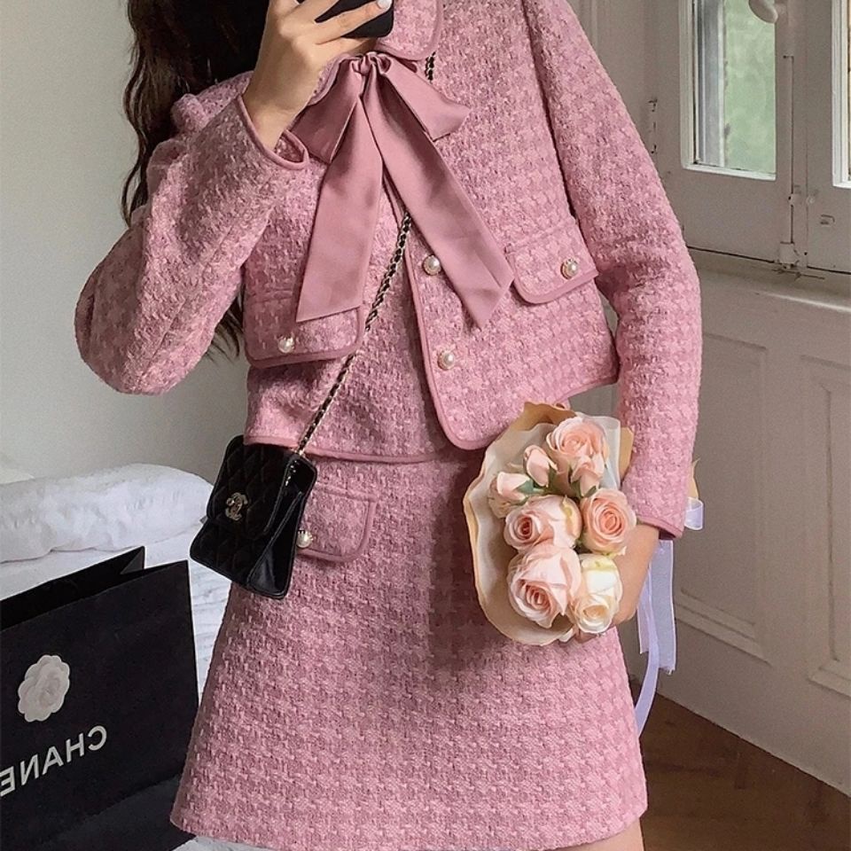 Bộ Áo Khoác Vest + Chân Váy Chữ A Họa Tiết Kẻ Sọc Màu Hồng Kiểu Pháp Thời Trang Mùa Thu Cho Nữ | BigBuy360 - bigbuy360.vn