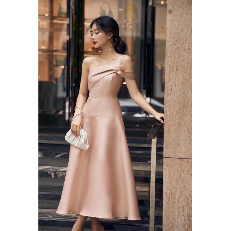 Đầm dự tiệc lệch rớt vai | BigBuy360 - bigbuy360.vn