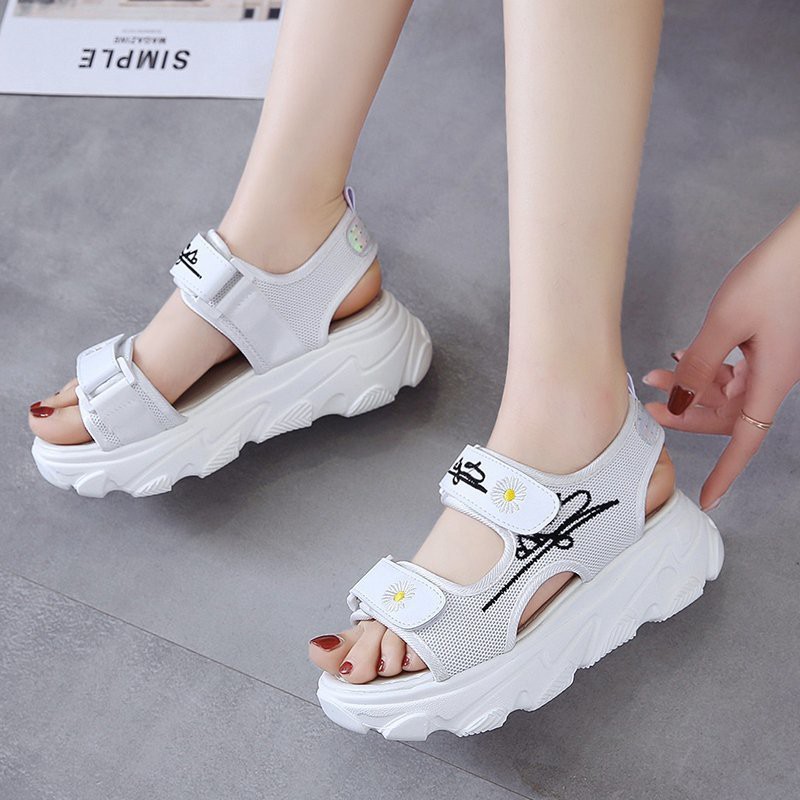 Dép quai hậu sandal chữ ký siêu hot