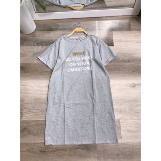 Đầm cotton in chữ dáng suông