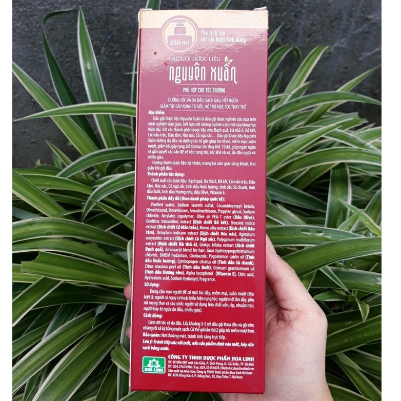 Dầu gội Dược liệu Nguyên Xuân nâu 250ml - Tóc thường