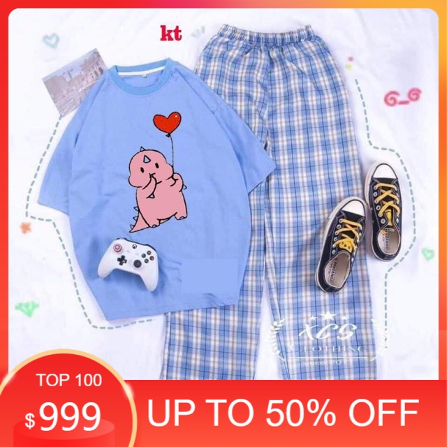 Sét áo khủng Long cầm bóng tim + quần kẻ , sét áo nam nữ mặc ở nhà MODY