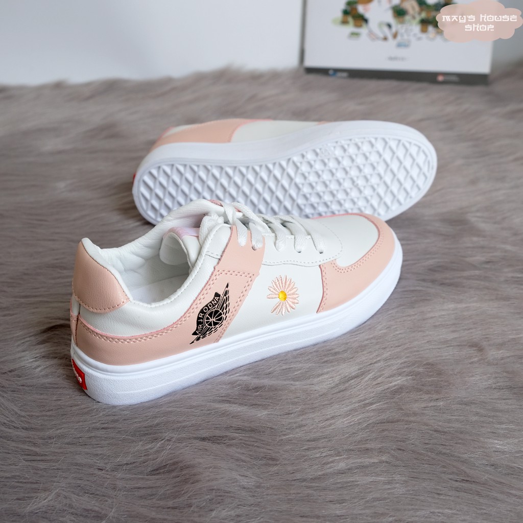 Giày Bata hoa cúc màu hồng, giày thể thao sneakers hoa cúc màu hồng hàng tết 2021 - May House shop