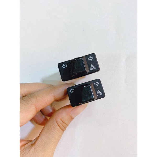 Nút xinhan tích hợp Hazard gắn như zin không cần chế dành cho các dòng xe future , WS110 , WA17...