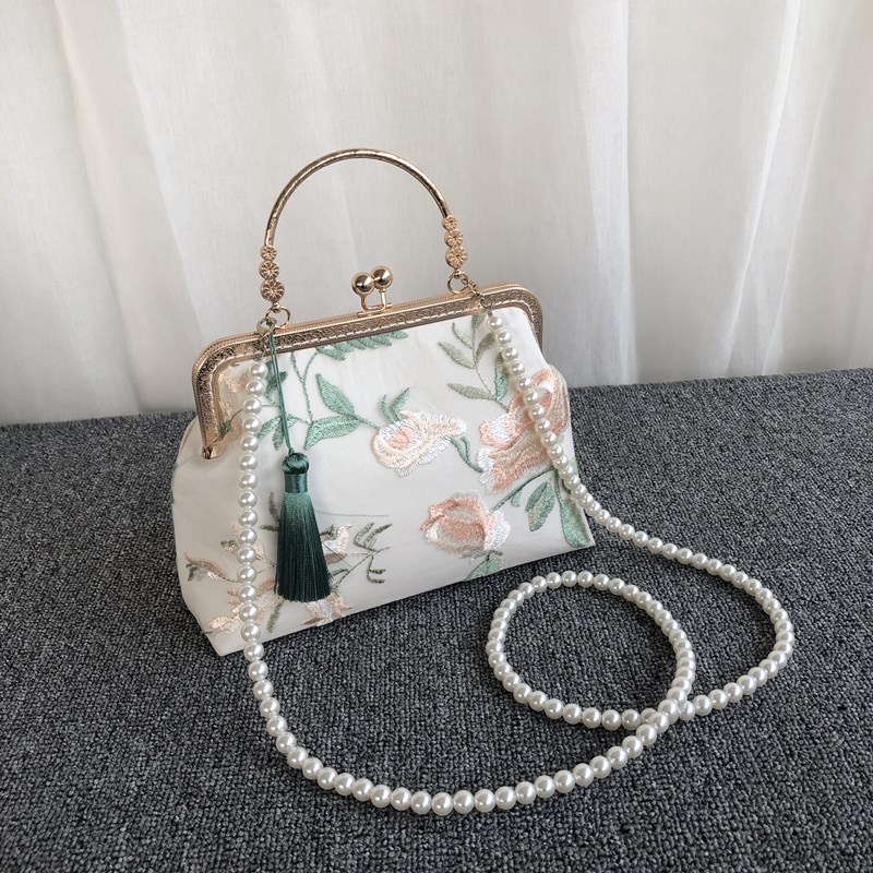 Túi xách ren thêu phong cách cổ trang