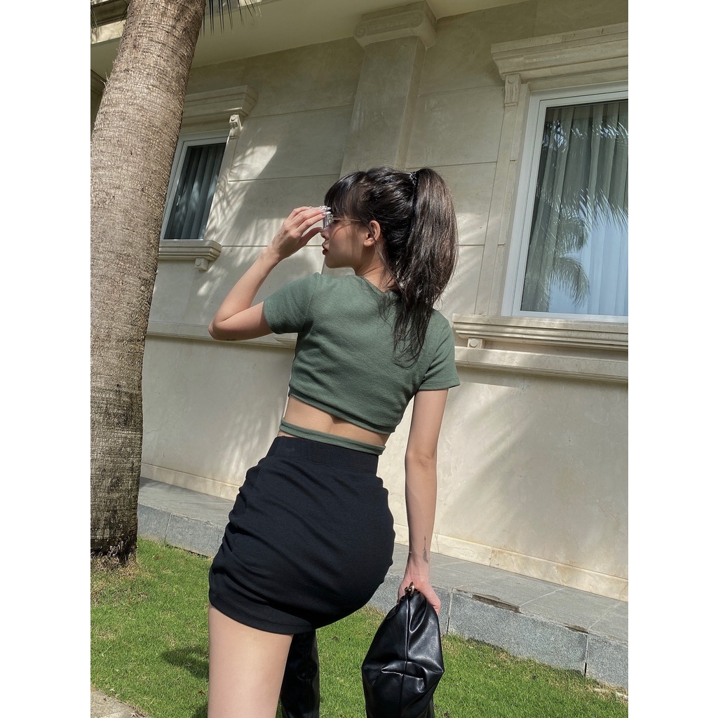 Áo Lucy Croptop 2 màu