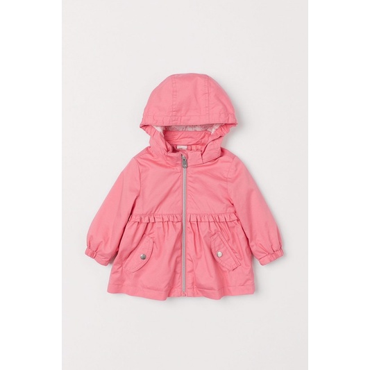 Áo khoác hồng yêu có mũ cho bé gái săn sale China sz 6-9m, 12-18m, 1.5-2y