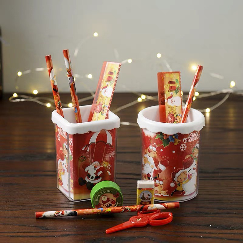 Quà Tặng Giáng Sinh Bộ Dụng Cụ Học Tập ❤️ FREESHIP❤️ Set 8 Món Bao Gồm Cốc Bút Thước Kéo Tẩy Gọt Bút Chì Vòng Momomart