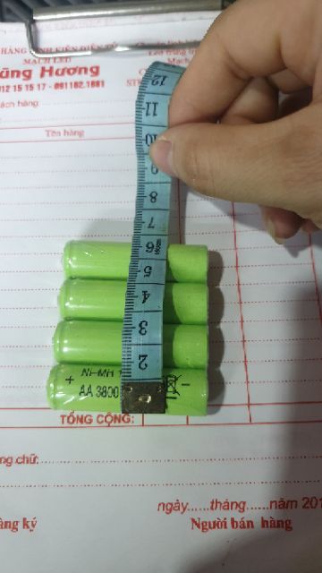 Pin sạc AA 1,2v 3800 mAh giá 1 vỉ 4 viên