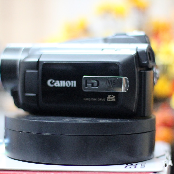 Máy quay phim Canon Ivis HG21  Máy đẹp