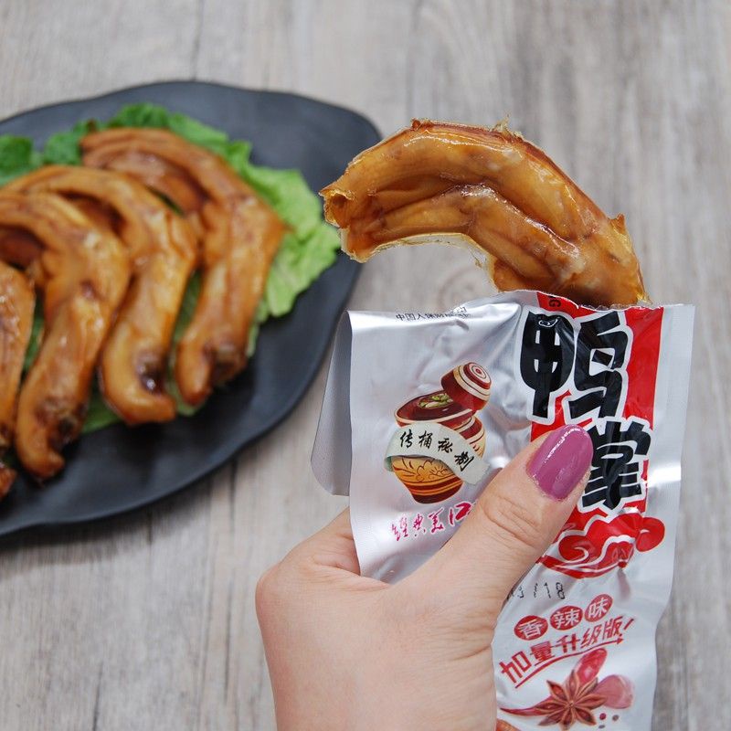 Bịch chân vịt cay Dacheng 30 chiếc 31,8gam