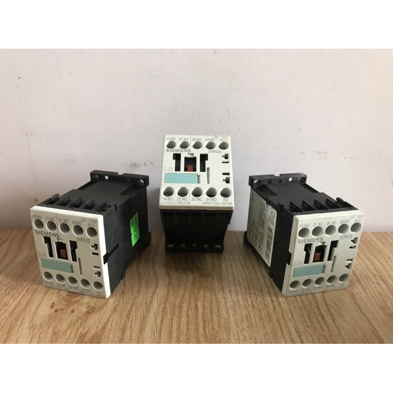 công tắc tơ Contactor Siemens 3RH1122-1BF40, 110VDC(90%)