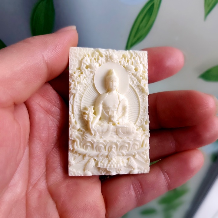 Dây chuyền Phật Dược Sư lưu ly bằng quả ngà  - MN01 - có dây đeo