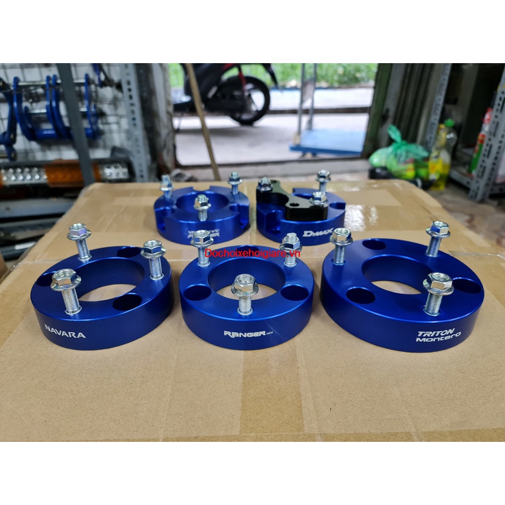 Spacers đệm phuộc nâng cao đầu xe bán tải. Độ dày 32mm. Chất lượng Hợp kim nhôm hàng không nhập khẩu Thái Lan