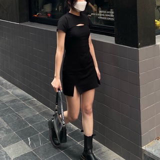 Váy Cut-out body da lộn / uni
