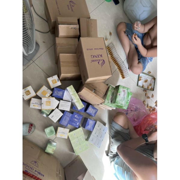 combo nước hoa mỹ phẩm cho khách(xem phần nội dung)