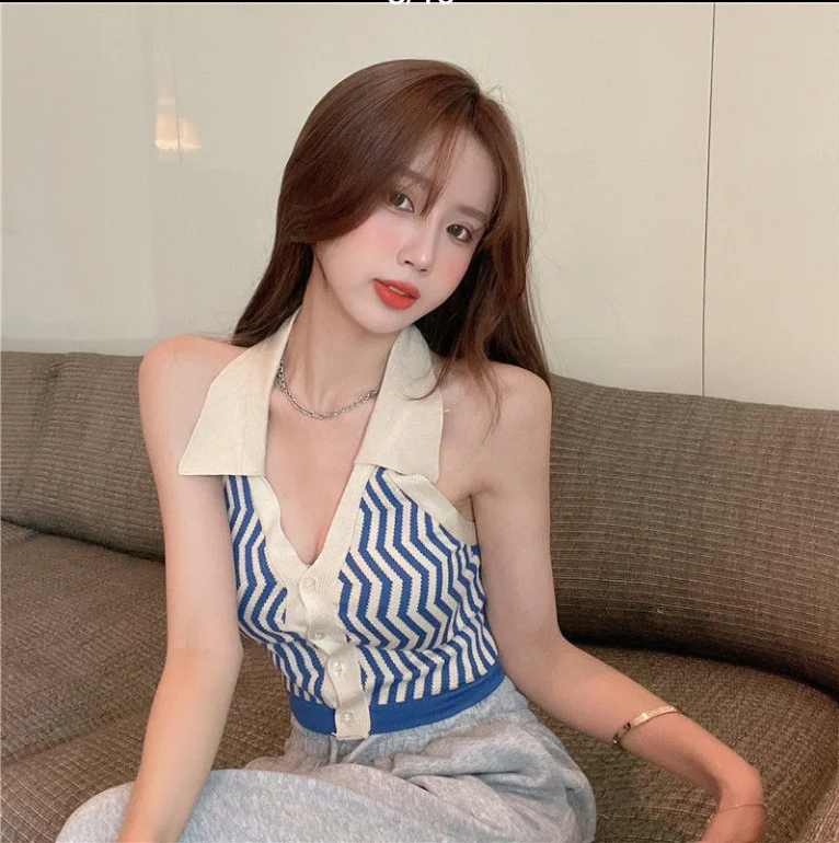 Áo cổ yếm chữ V phối sọc hở lưng thời trang dành cho nữ