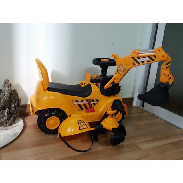 [Mã TOYNOV giảm 10% tối đa 15K đơn từ 50K] [ Rẻ vô địch ] Xe cẩu điện cho bé