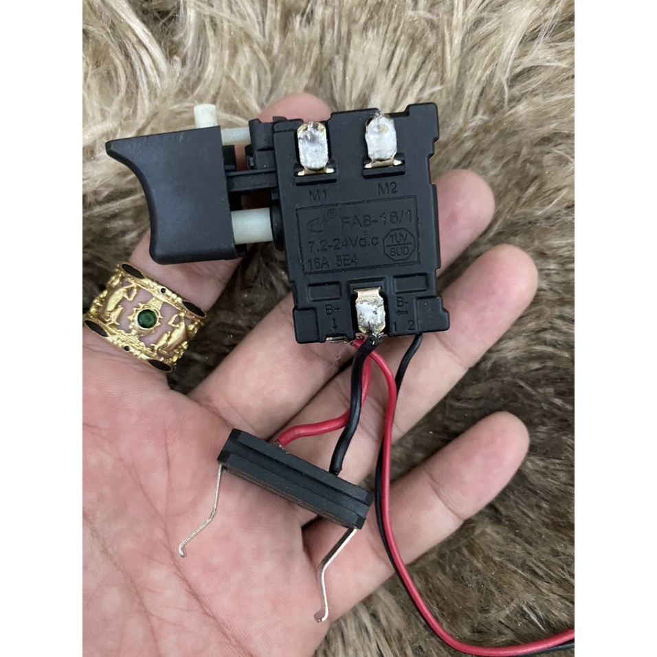 Công tắc, Cò máy khoan, bắn vít hitachi  gần giống cò rin theo máy