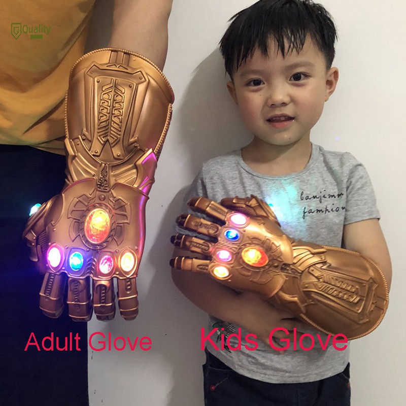Găng tay PVC hóa trang Thanos Avengers tích hợp đèn LED cho Halloween | BigBuy360 - bigbuy360.vn