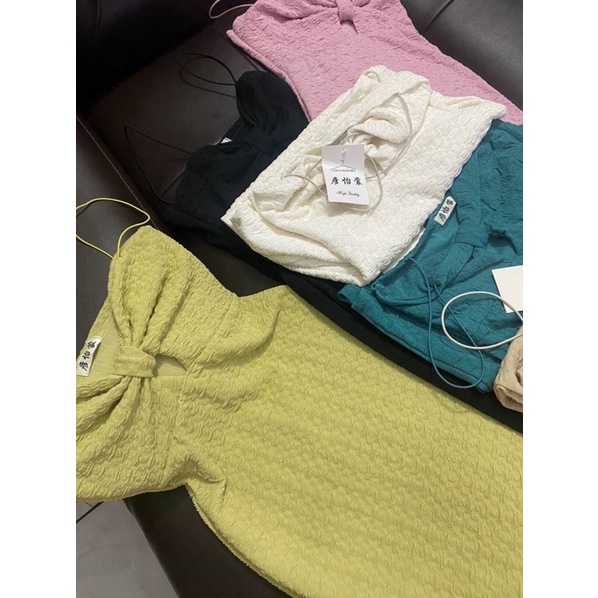 Đầm 2 dây ôm body dài qua gối vải xốp cao cấp - ALOHASHOP91