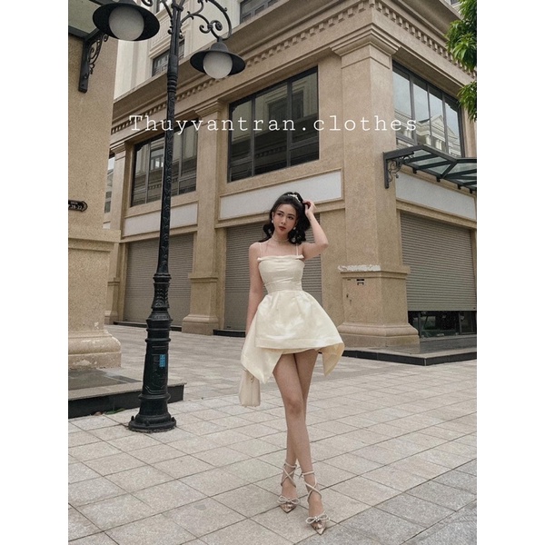 Váy nữ hai dây nơ ngực mix chân váy chữ A có lót quần chất tafta
