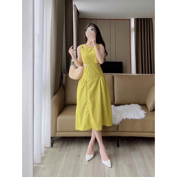 Vây cut out vai khoét eo cực xinh