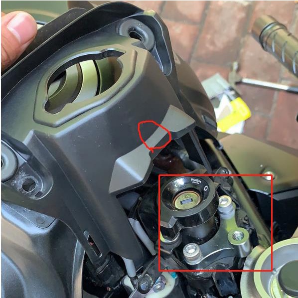 Giá đỡ chống sốc gắn vô lăng xe mô tô Realzion Cbr650R 2019 2020